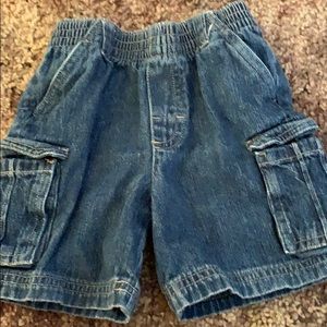 boys 2T Shorts